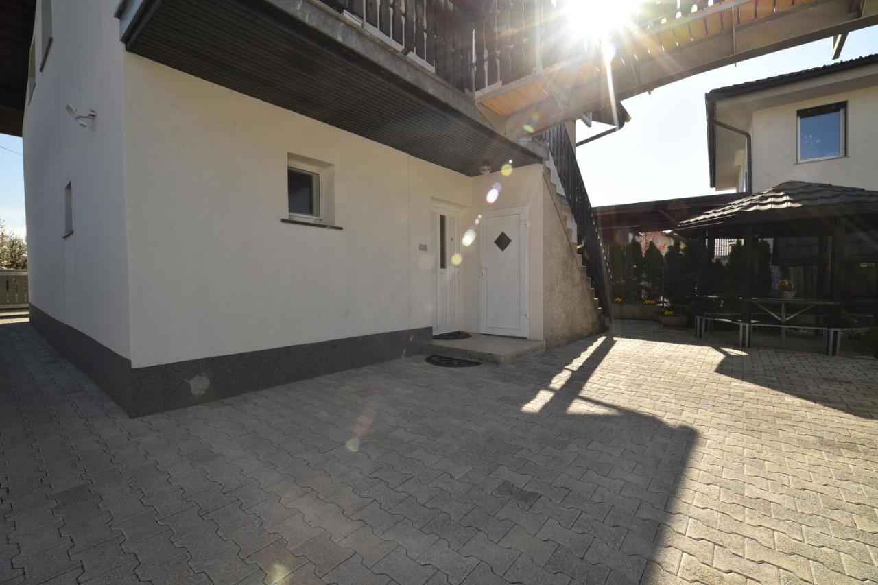 Sedami Maribor Exterior foto